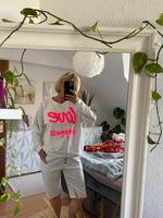 Sweatshirt in Größe M,weiß,neu Berlin - Spandau Vorschau