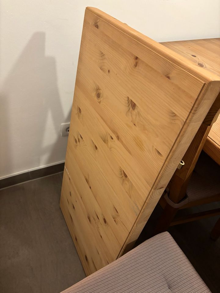 Holztisch Tisch 6 Stühle Massiv 200x95x75 cm plus Verlängerung in Oberhausen