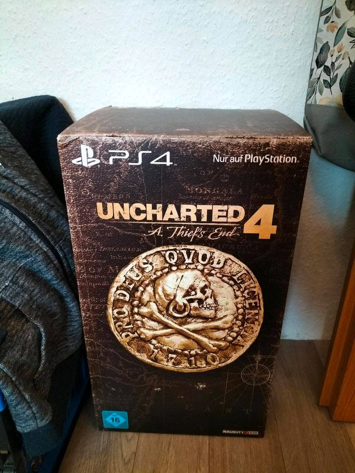 Uncharted 4 libertalia collectors edition in Bayreuth