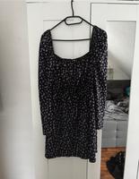 Schwarzes Kleid mit Blumen Sachsen - Freital Vorschau