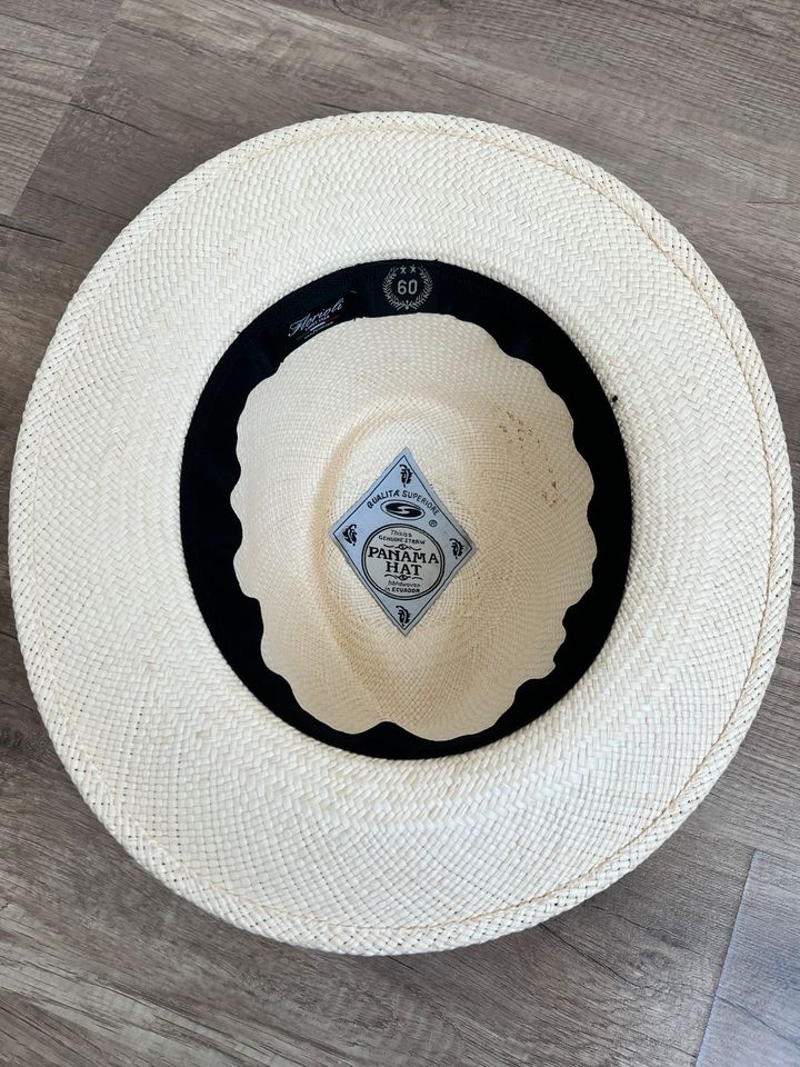 Panama hat handwoven in ecuador Gr.60 in München