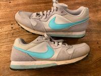 Nike MD runner 38.5 grau türkis hellblau Sneaker Turnschuhe Baden-Württemberg - Rastatt Vorschau