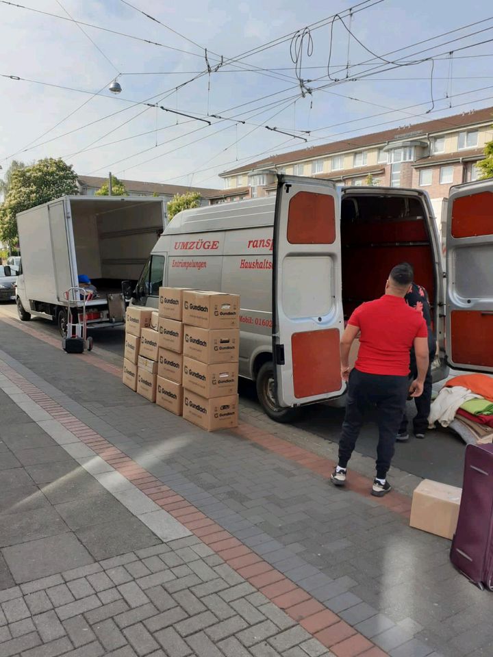 Umzüge -Transporte - Entrümpelungen professionell und zuverlässig in Hannover