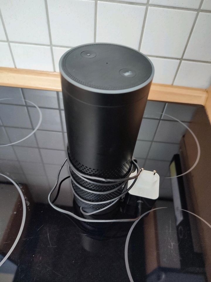 Amazon Echo - Intelligenter Lautsprecher mit Alexa, schwarz in Lüdersfeld