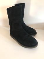 UGG Abree Classic schwarz Gr. 36 TOP gepflegt Nordrhein-Westfalen - Kaarst Vorschau