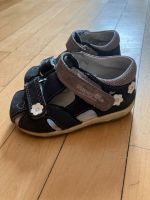 Superfit Sandalen mit Blumen und Herzen, Größe 21 Berlin - Reinickendorf Vorschau