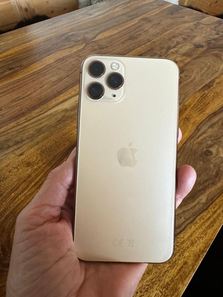 iPhone 11 Pro 64 GB, gold in München