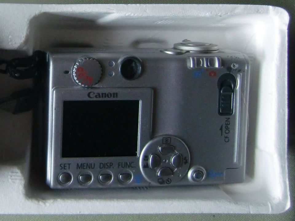Canon IXUS 430 Digitalkamera, Kamera defekt an Bastler in Emmingen-Liptingen