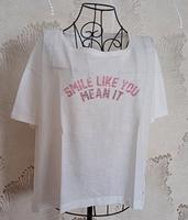 edc by Esprit Damen T-Shirt Gr. L weiß mit rosa Schrift SMILE Thüringen - Bad Sulza Vorschau