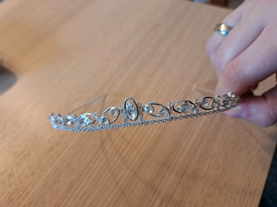 Diadem Braut in Wiesenbronn