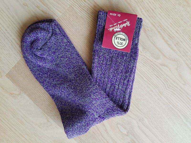 Roberto Vicenti Socken lila Gr. 43 / 44 mit Wolle neu in Niedersachsen -  Lilienthal | eBay Kleinanzeigen ist jetzt Kleinanzeigen