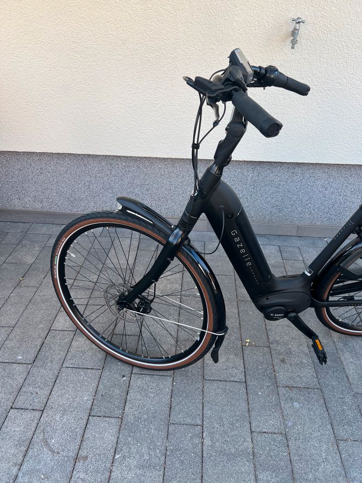 GAZELLE ARROYO C8 HMB ELITE ,5ONM,500WH,RH 49,SEHR GUTEN ZUSTAND in Marl