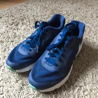 Nike Sportschuhe Gr. 38.5 blau türkis Nordrhein-Westfalen - Barntrup Vorschau