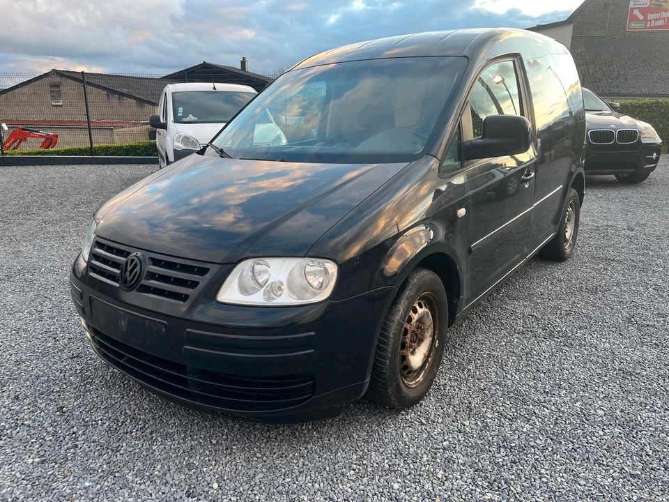 Vw caddy 1.9.tdi 77kw für Ersatzteile in Aachen