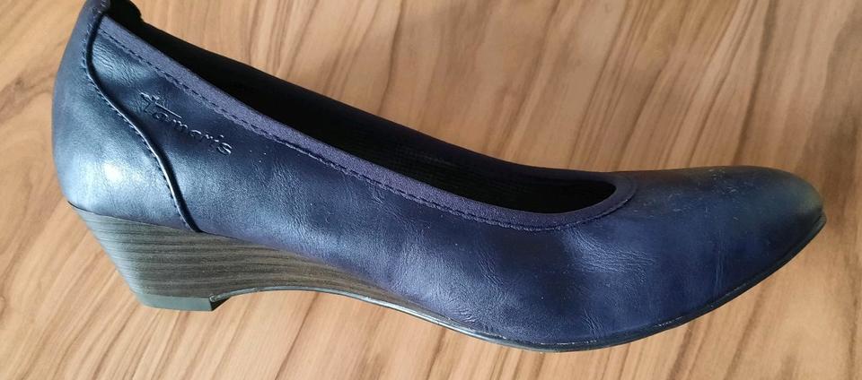 Tamaris Keilpumps lila violett Größe 41 Kunstleder neu in Nordenham