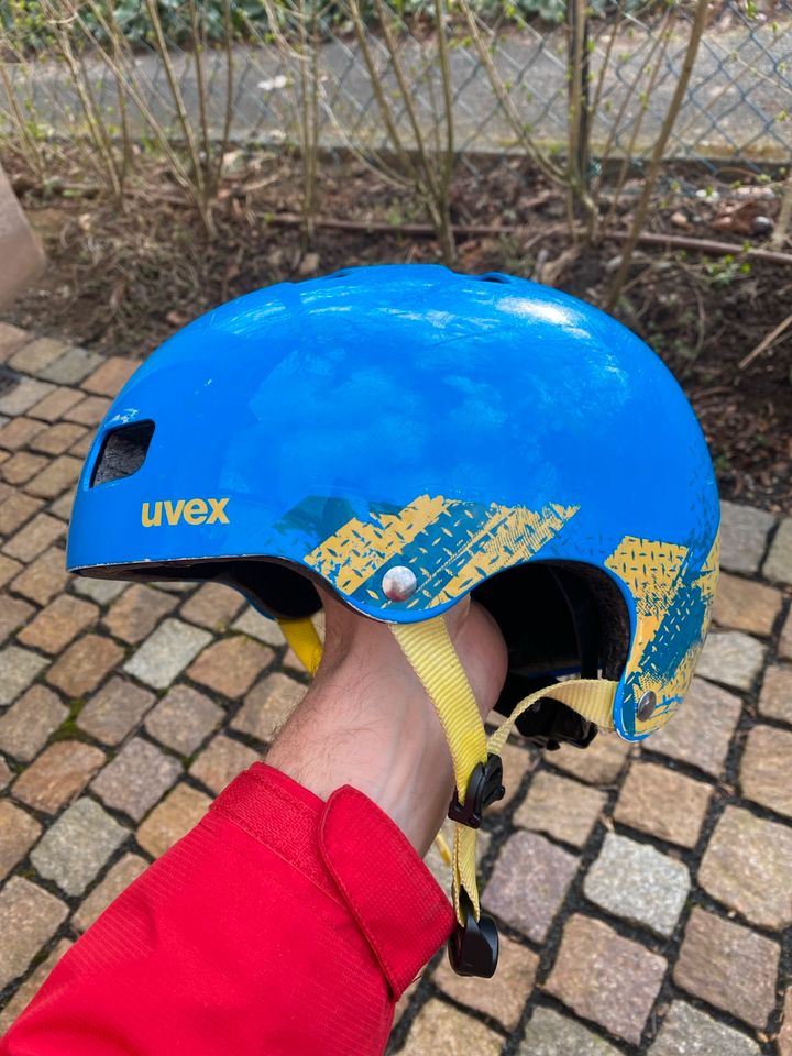 Uvex Kid 3 Fahrradhelm Kinder auch zum Skaten in Bonn