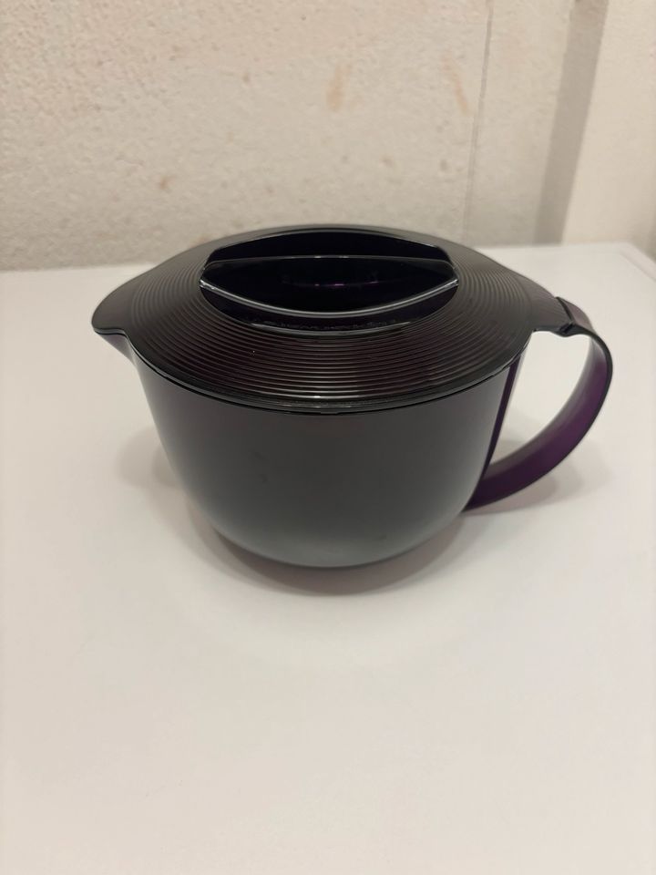 Tupperware Micro Cook Kanne, 1L, lila in Rheinböllen