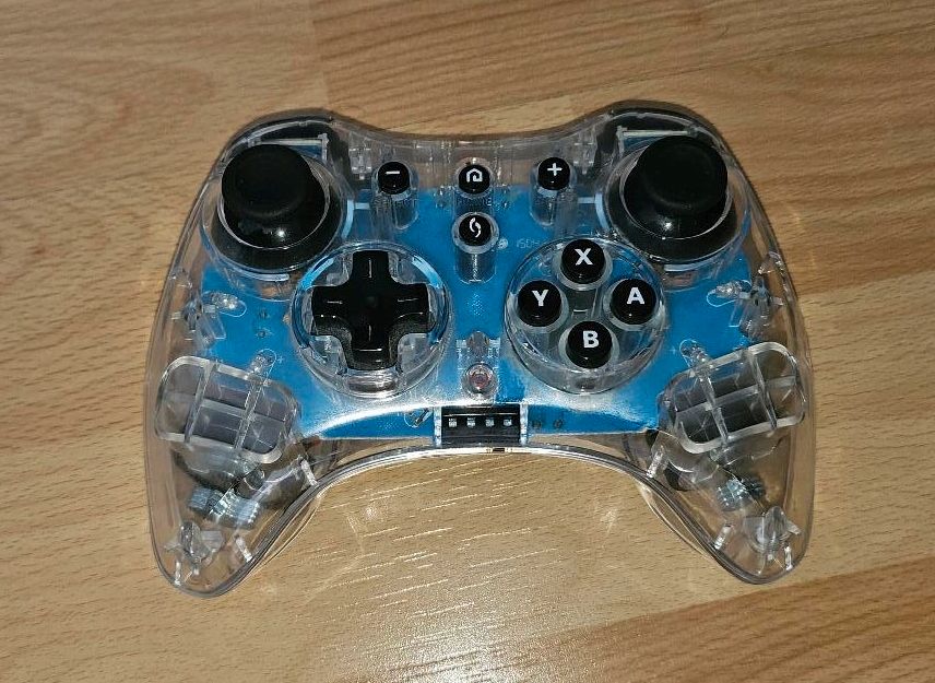 Nintendo Wii Controller WiiU Gamepad Pad in Garbsen