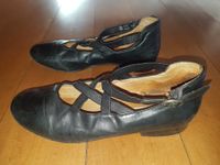 Ballerinas Leder Vintage Stiefeletten Sneakers Vans Gr 38 39 Nordrhein-Westfalen - Ruppichteroth Vorschau