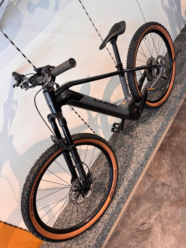 CUBE REACTION HYBRID SLT 750 mit ERST 486KM E-Bike UVP:4199€ TOP! in Tettnang