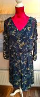 Esprit Sommerkleid Gr.38 M blau geblümt super Zustand Schleswig-Holstein - Bargteheide Vorschau