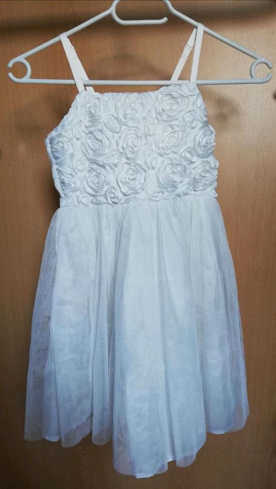 Festliches Kleid Gr. 128, Tüllkleid, Hochzeit, Einschulung... in Weißandt-Gölzau