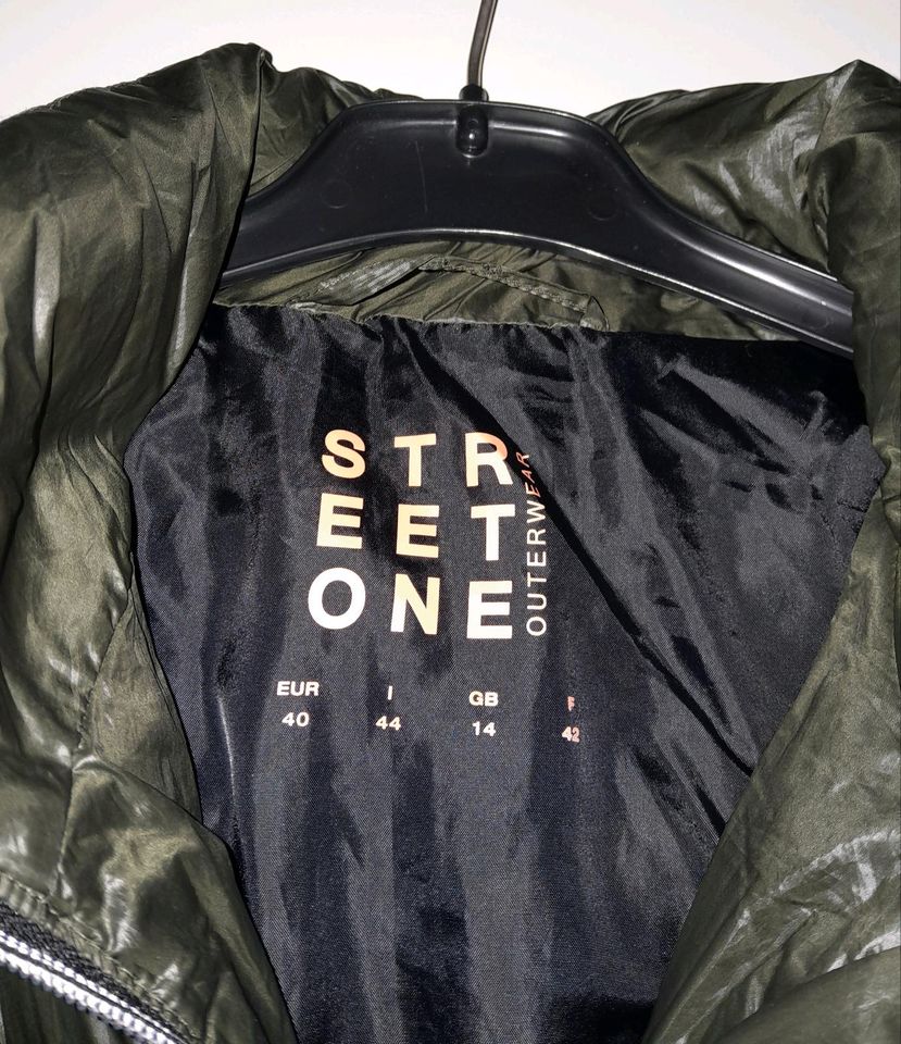 Damen Stepp-Jacke Street One oliv Gr.40 in Konstanz