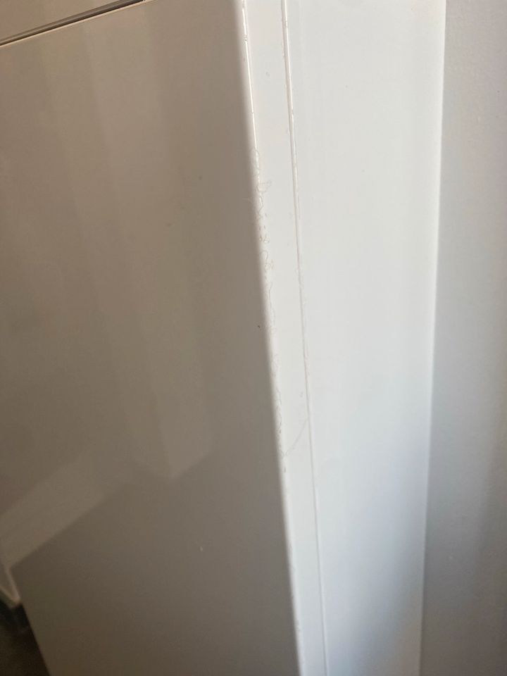 IKEA Badezimmerschränke weiß Hochglanz in Castrop-Rauxel