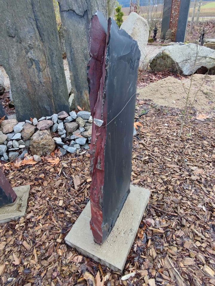 Feuermonolith -Buntschiefer - Schiefermonolith in Gottfrieding