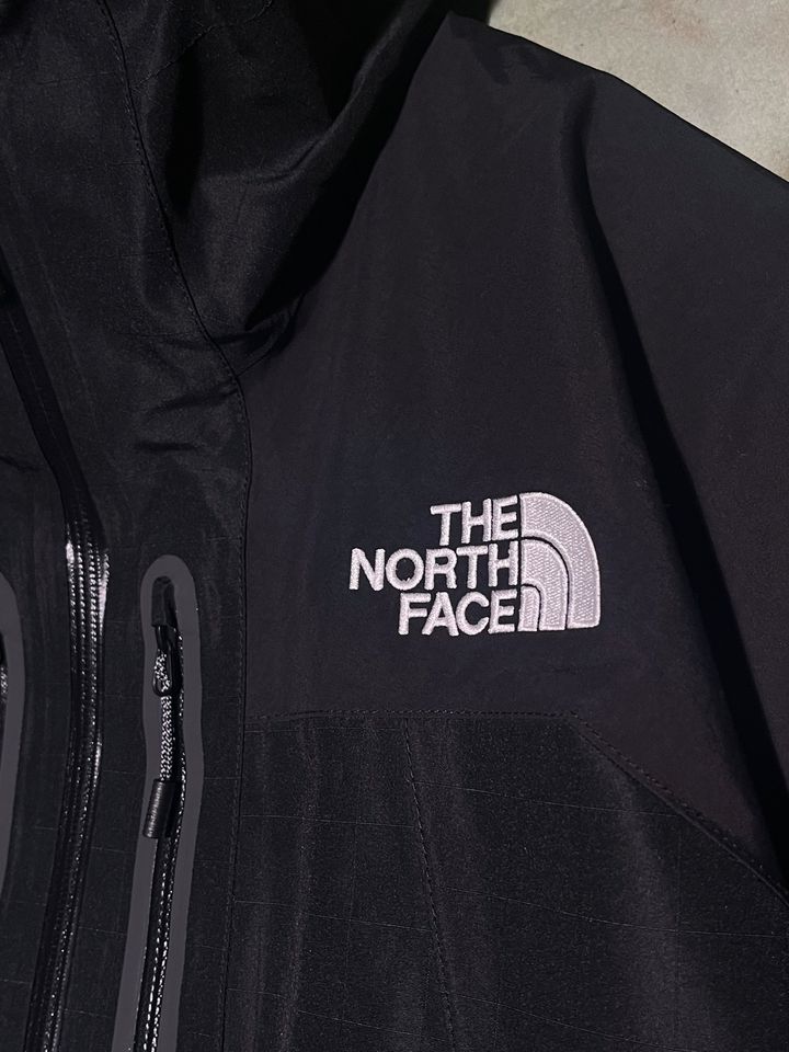 North Face Transverse 2L Dryvent Jacket Größe L in Villingen-Schwenningen