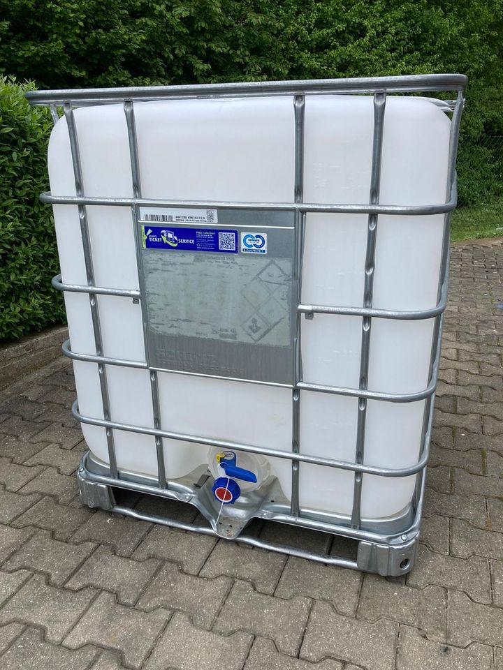 2x IBC 1000 Liter Wassertank in Langenau