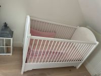 WOW: Kinderbett Babybett Krone Prinzessin in Weiss seidenmatt 147 Brandenburg - Woltersdorf Vorschau