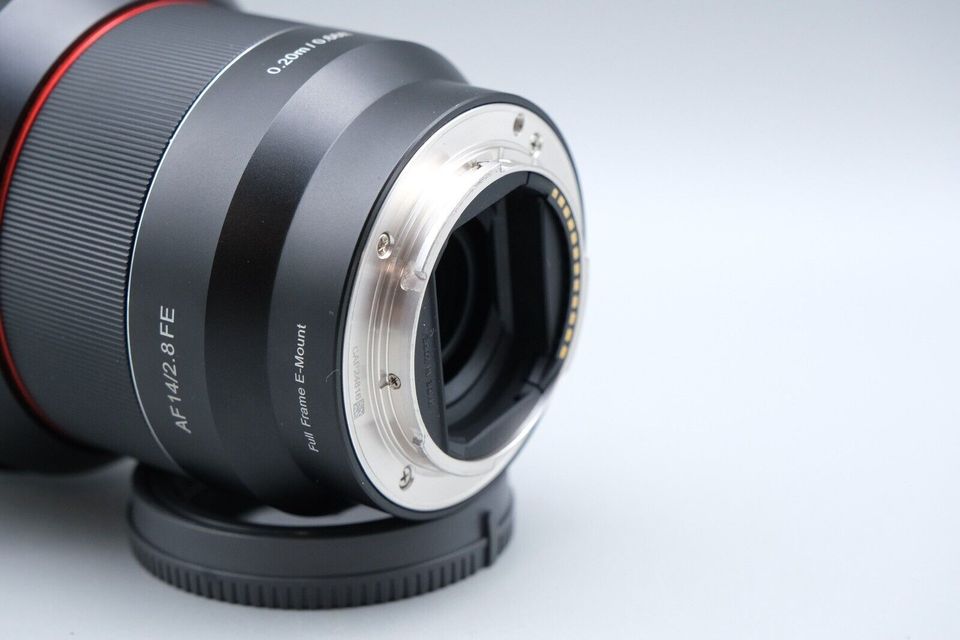 Samyang AF 14mm f/2.8 für Sony E-Mount mieten / zur Miete in Gottmadingen