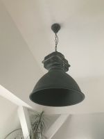 Coole Lampe im Industriestyle betongrau Berlin - Pankow Vorschau