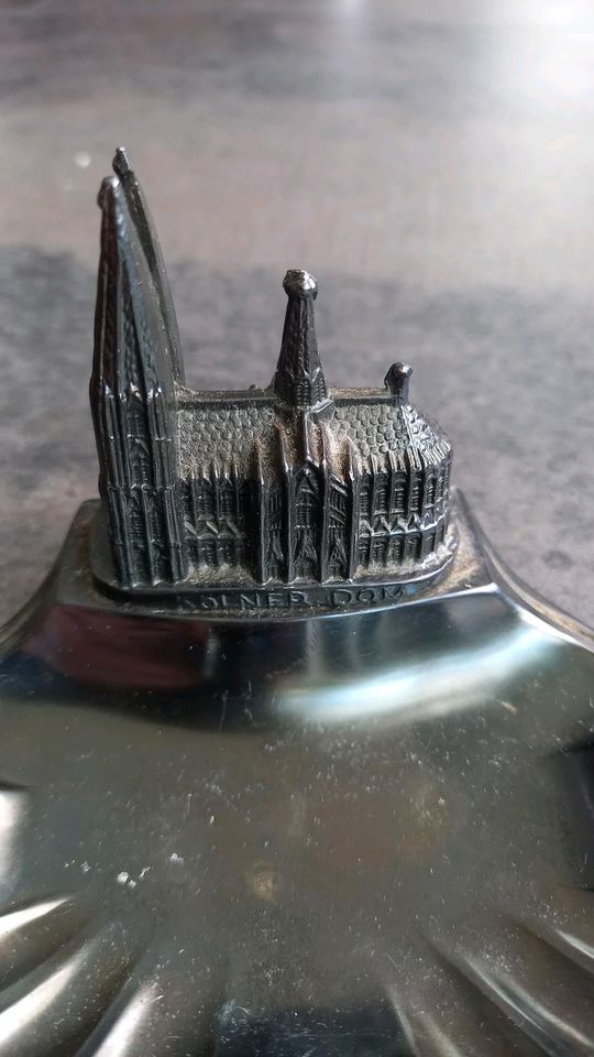 Aschenbecher Kölner Dom Metall Vintage in Berlin