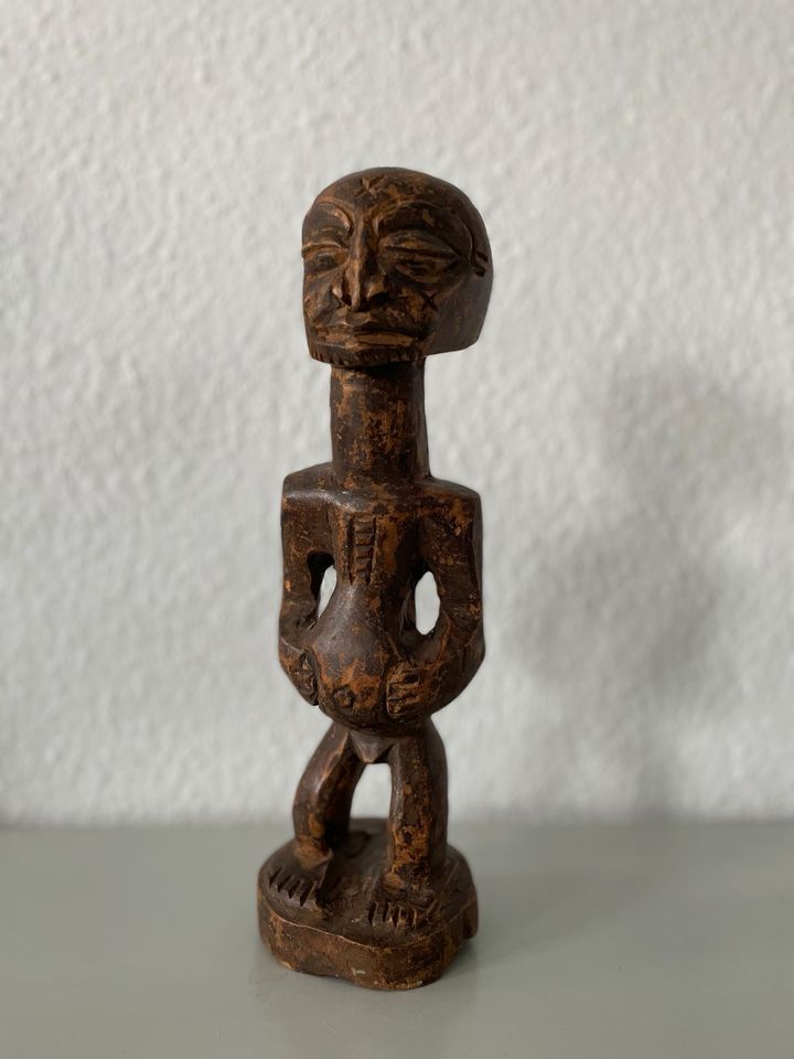 afrikanische Holz-Skulptur Mann Fruchtbarkeitssymbol Luba / Tabwa in Sollstedt (Wipper)