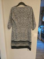 schickes Kleid von Comma Gr.38 Hamburg - Hamburg-Nord Vorschau