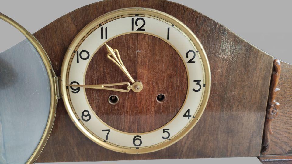 Kaminuhr, Buffetuhr, 50er, 60er, Vintage, W. Becker - Hamburg in Deesen