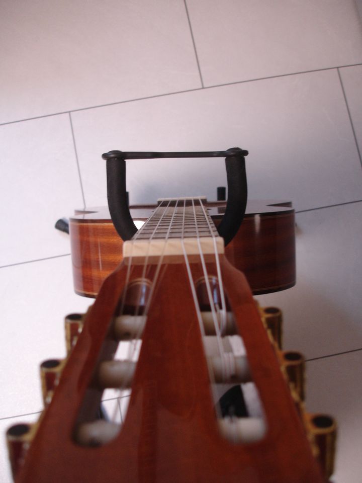 Jose Ribera Flamenco Gitarre Modell HG 92 Hand Crafted mit Koffer in Essen