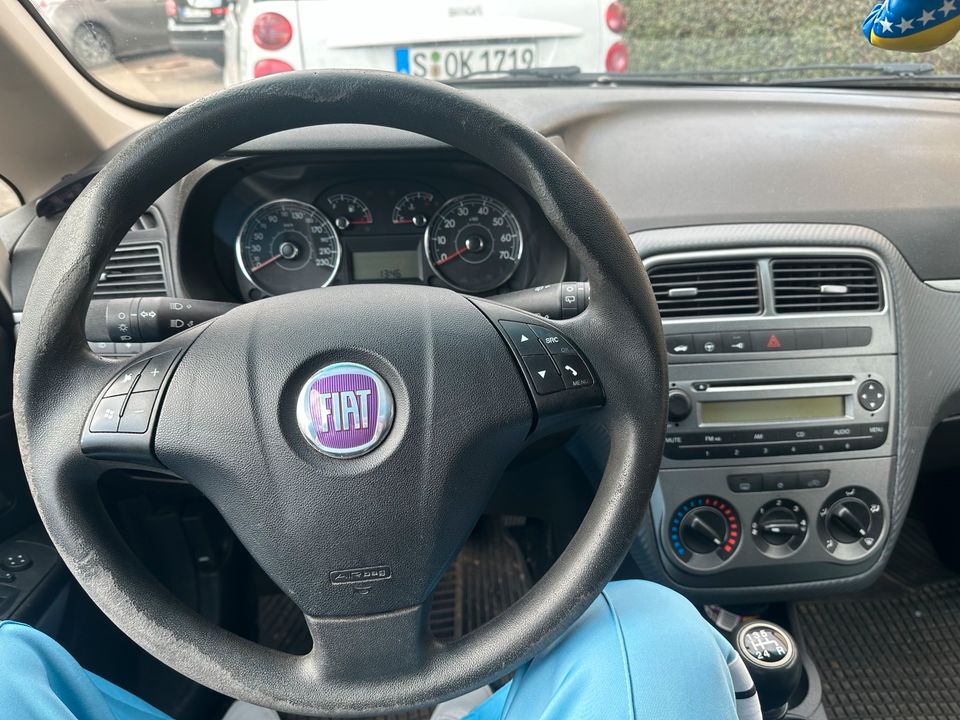 Fiat Punto 1.4 in Stuttgart