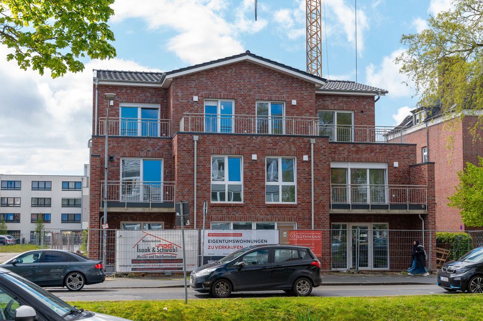 Wohnen am Wasser - Ihre Chance auf eine individuelle Obergeschosswohnung in Papenburg! in Papenburg