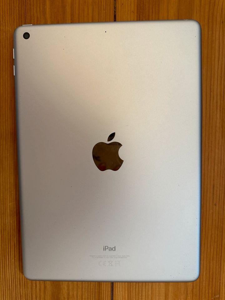 Apple iPad 6 (2018) 9.7‘‘ 32GB in Kiel