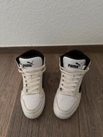 Stylische PUMA Sneaker – Größe 42 – Top Zustand, kaum getragen Nordrhein-Westfalen - Paderborn Vorschau