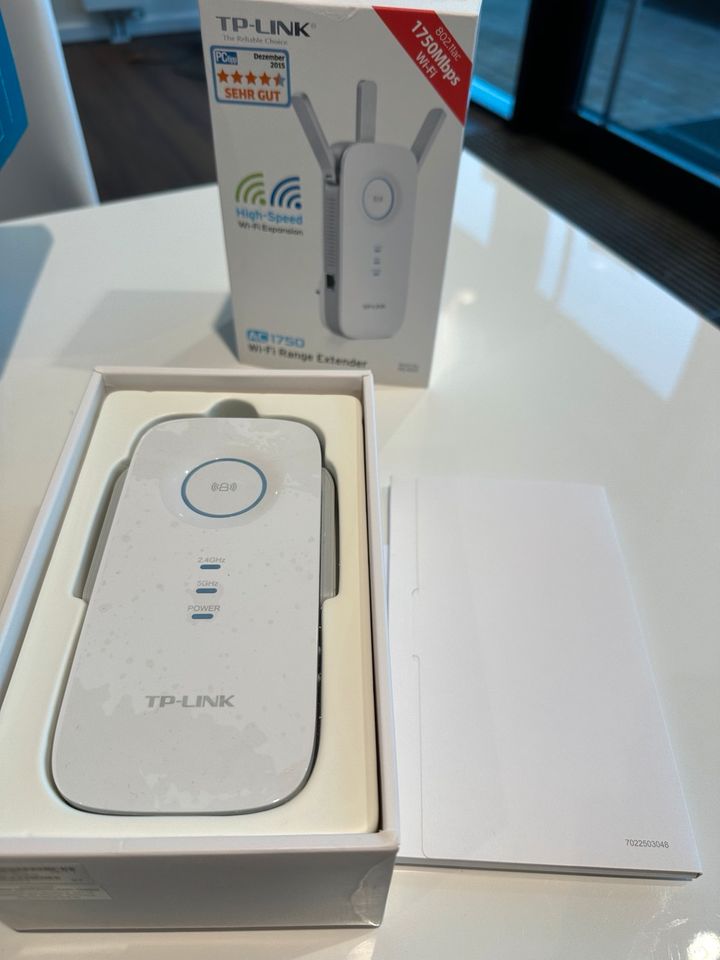 TP-Link AC1750 wifi Range Extender in Bremen