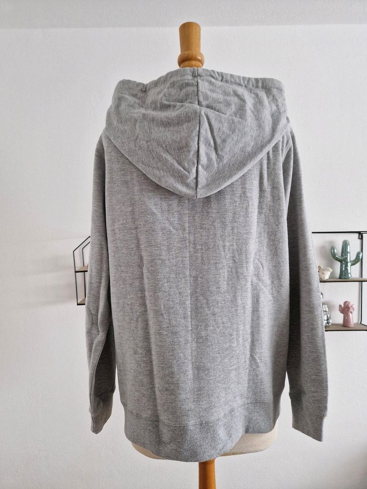 Hoodie/Sweater von Janina in Oberschneiding