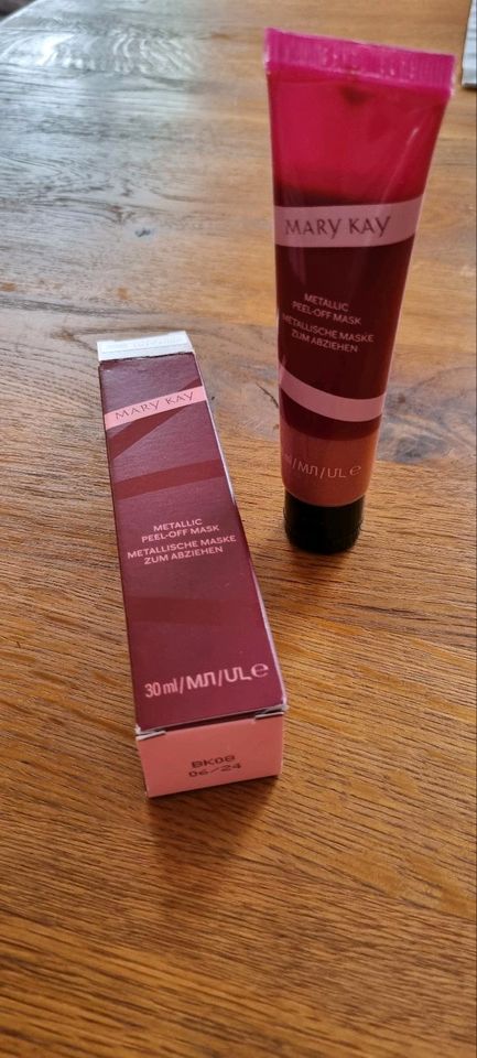 MK Lippenbalsam, Metallic Peel-Off Maske, Cream Bronzer Duo Stick in Ludwigshafen