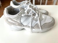 Adidas Kinderschuhe Größe 34 getragen Gröpelingen - Gröpelingen Vorschau