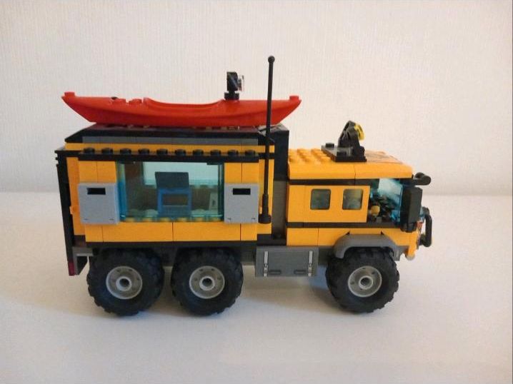 Zwei Sets; Lego Straßenbau und Mobiles Dschungel Labor in Oldenburg