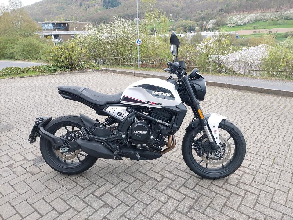 Motorrad zu vermieten !  Moto Morini Seiemmezzo 650 STR in Eschenburg