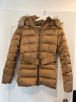 Daunenjacke von Hallhuber mit Kunstpelz Niedersachsen - Stelle Vorschau